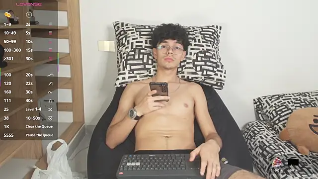 ace_xero_ élő XXX-chatje