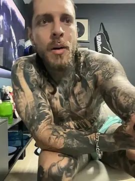 ThomasHells live XXX chat