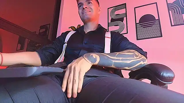 ALPHA_DOMINUS_ Show Webcam
