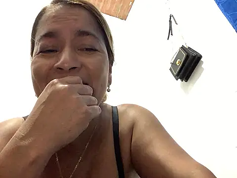 Chat +18 de Jlo_69 ao vivo