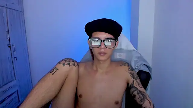 tylerrnova Chat XXX in diretta