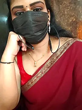 soundharya_tamil Chat XXX in diretta