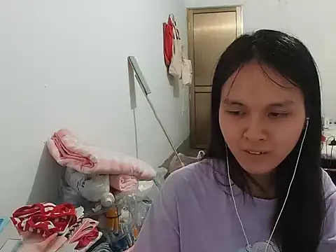 RebelAura's Live XXX Chat