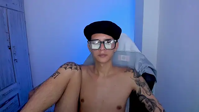tylerrnova 라이브 XXX 채팅