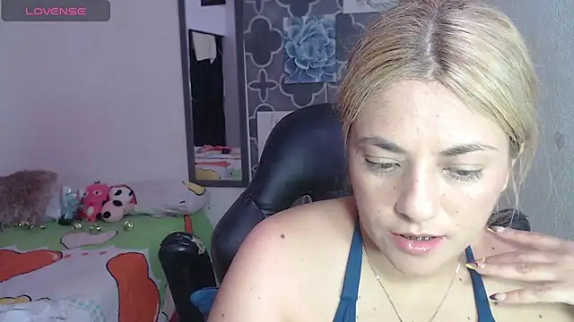 karamirror_ Live XXX-Chat