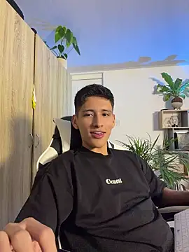 SantiLux_'s Live XXX Chat
