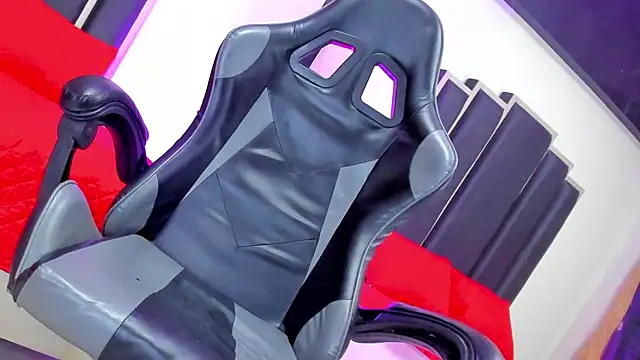Živý XXX chat JustinOrtiz_