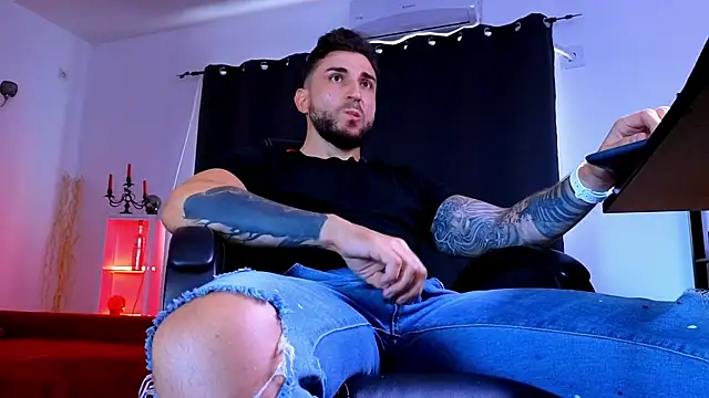 Chat XXX Live MightyAaron66
