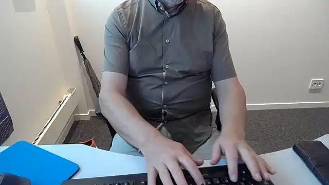 Chatroom XXX en direct de Buggemann