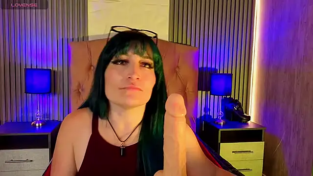 צ'אט XXX בשידור חי של alicia_moom