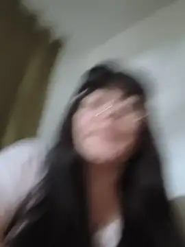 Chat +18 de Louise_0105 ao vivo