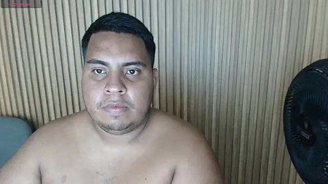 Chat +18 de Poolsex_69 ao vivo