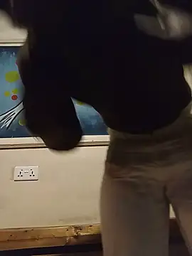 XXX chat uživo modela blackpowergh