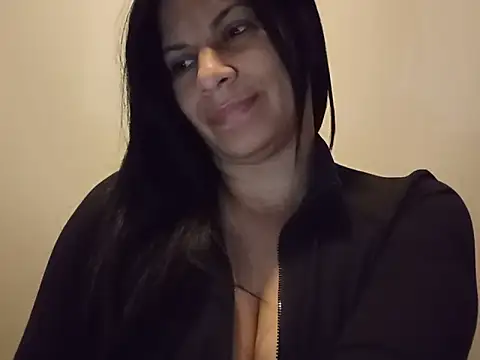 zaratx Live XXX-chat