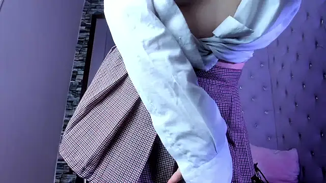 Pamela_Squirtt 现场XXX聊天