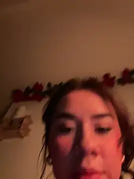 Im_Valen_Cute Adlı Modelin Canlı XXX Sohbeti