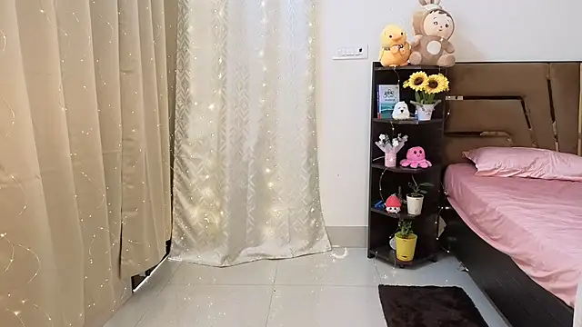 KavyaCurves Chat XXX live