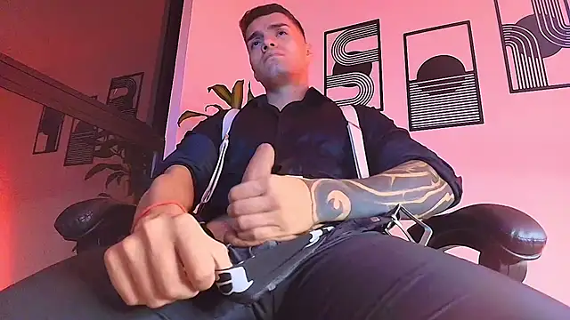 XXX chat uživo modela ALPHA_DOMINUS_