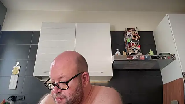 Chatroom XXX en direct de theitalianbear