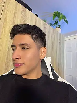 SantiLux_'s Live XXX Chat