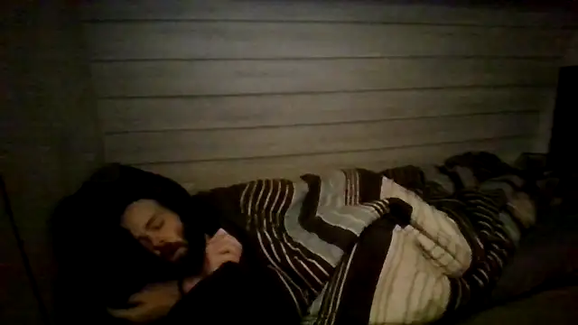 ThisGuy42o Show in webcam
