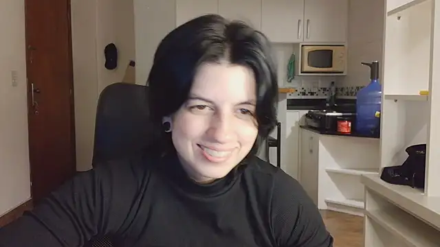 kyslrana Chat XXX in diretta