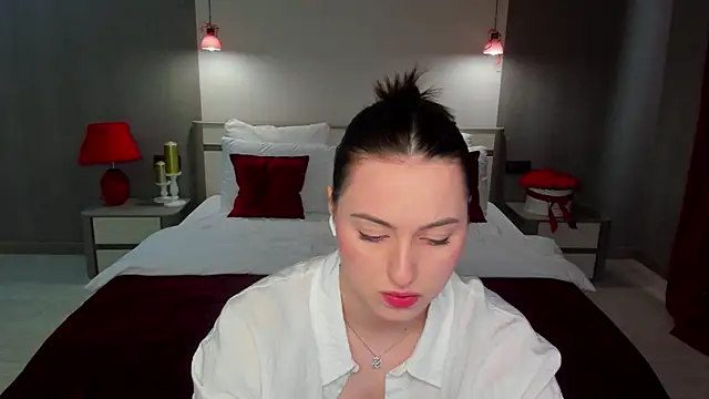 Christina_Enigma élő XXX-chatje