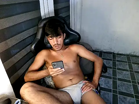 Spicy_RowyCam 即時 XXX 聊天