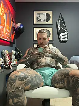 ThomasHells – Naživo XXX chat
