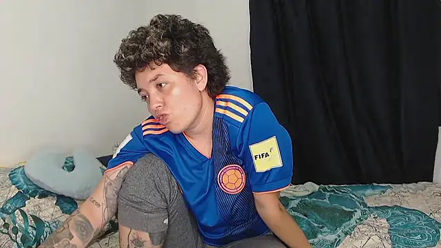 kathy_luisa Adlı Modelin Canlı XXX Sohbeti