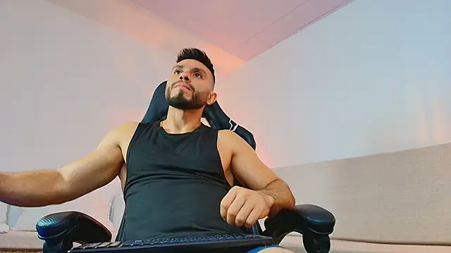 Mateo_Vega_のライブXXXチャット