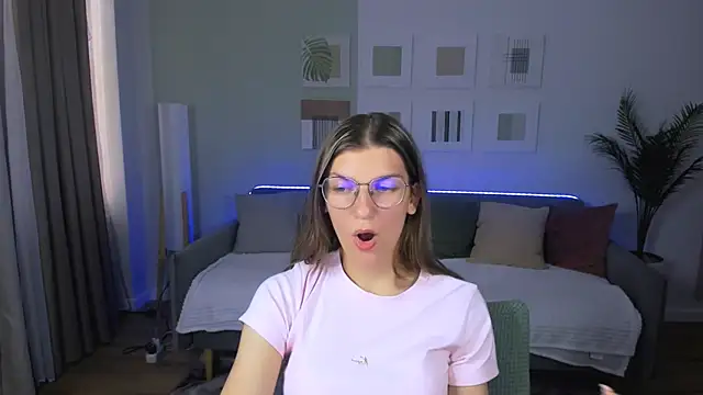AnnaThorne লাইভ XXX চ্যাট