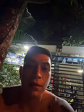 Chat +18 de OliverWest04 ao vivo