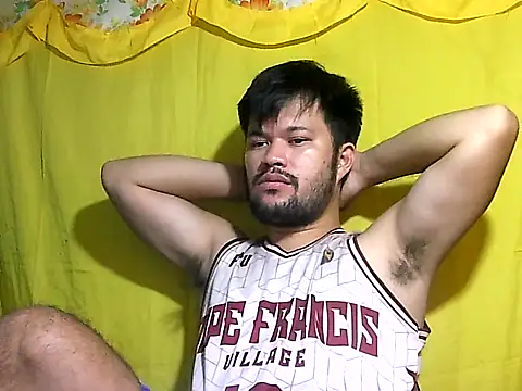 Czat XXX na żywo – HairyHottestpinoyHandsome