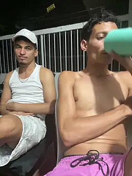 Ares_DAMM élő XXX-chatje