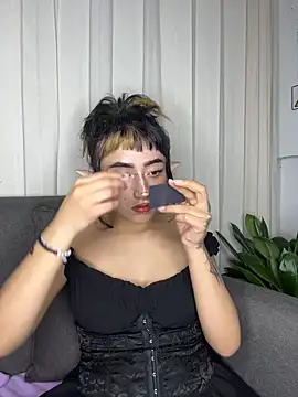 baby_akuma Chat XXX live