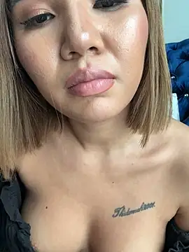 Alittleasiangirl Adlı Modelin Canlı XXX Sohbeti