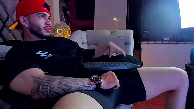 Vincentblack লাইভ XXX চ্যাট