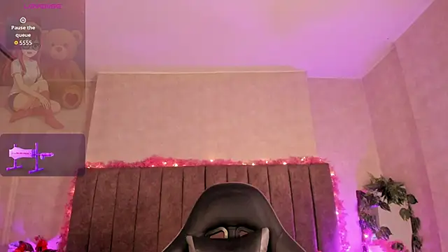 LanaMills_'s Live XXX Chat
