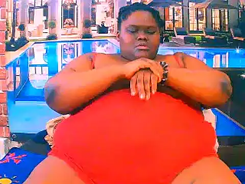 EbonyHotBuns Adlı Modelin Canlı XXX Sohbeti