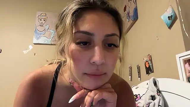 Badbihdani18 Live XXX Chat