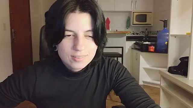 kyslrana Chat XXX in diretta