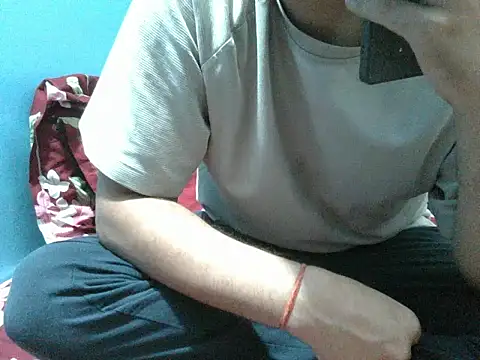 Precumboner লাইভ XXX চ্যাট