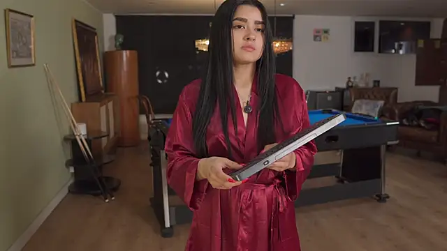 Emilyy05_ Obrolan Langsung XXX