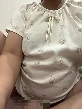 Mira-23 Adlı Modelin Canlı XXX Sohbeti