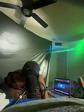 Chat XXX en directo de DREGO4LOVE