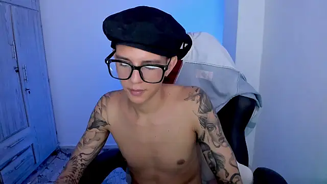 XXX chat uživo modela tylerrnova