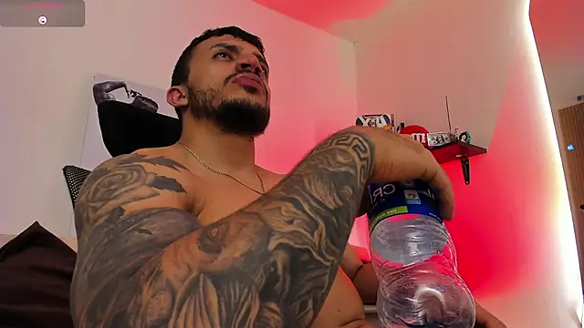 XXX chat uživo modela LiamReigns_