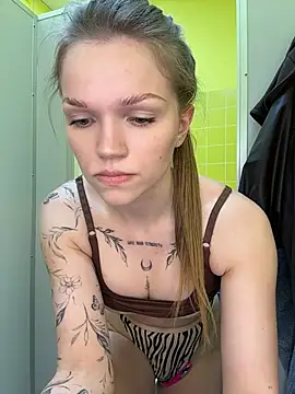 Онлайн чат XXX StreetSquirt