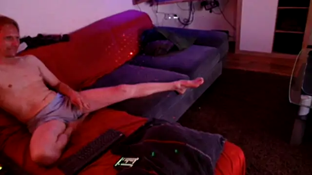 XXX chat uživo modela Davidxxx1982